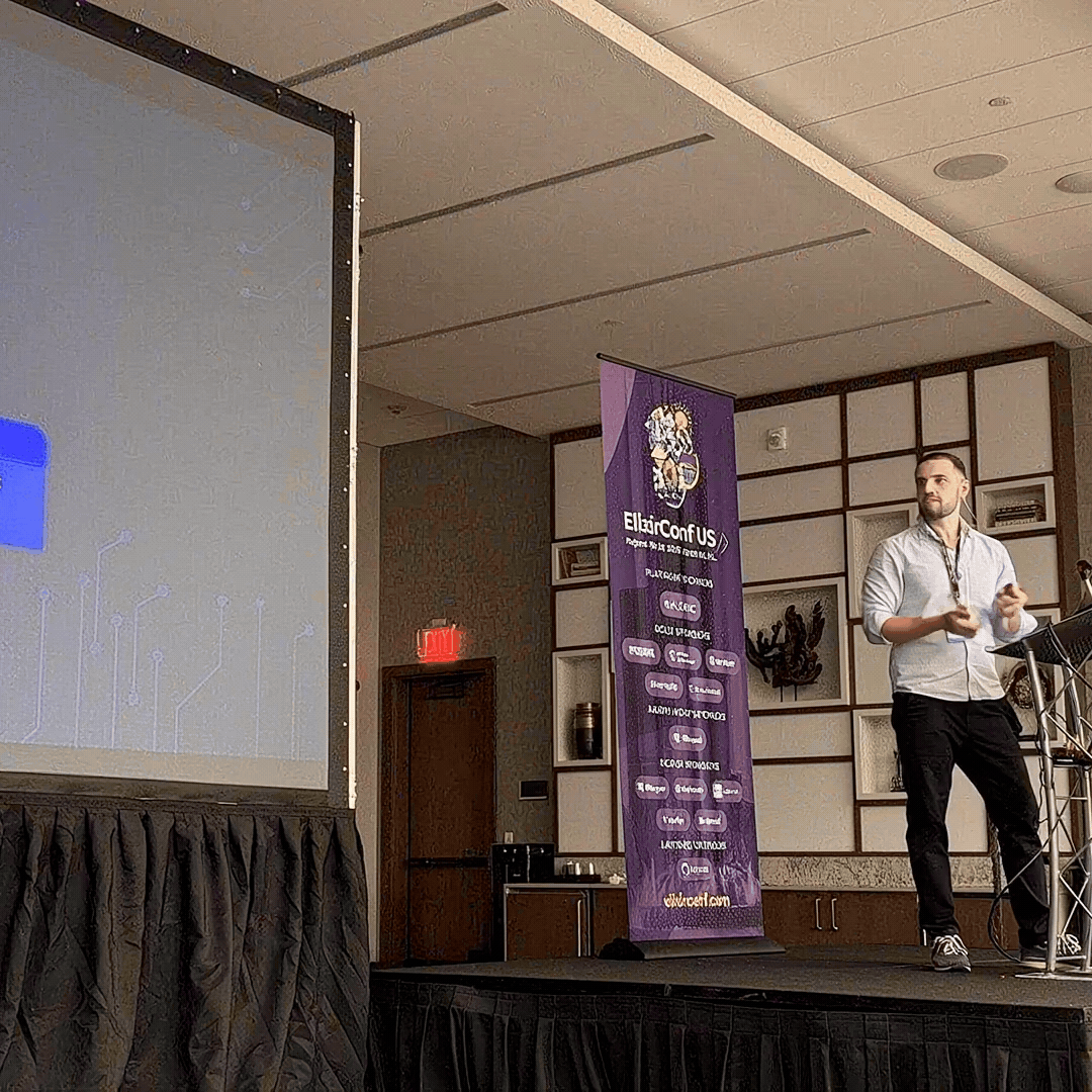 Dan presenting to a service business team